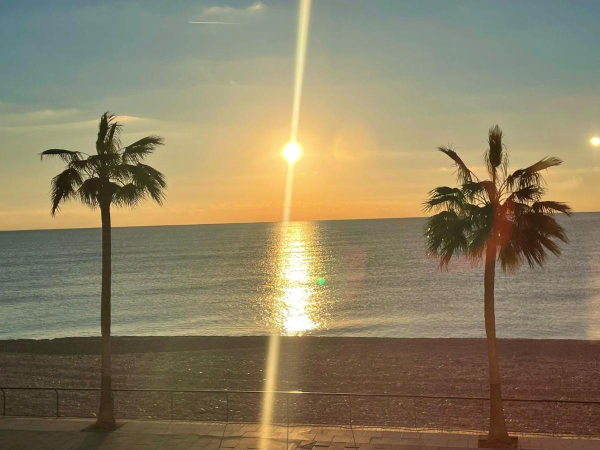 דירות אלתיאה Colorful Sunrise (Adults Only) מראה חיצוני תמונה